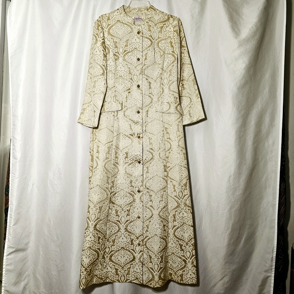 🛑 Vintage MCM Evelyn Pearson Lounging Robe Cover-up Cream w/Gold Metallic - Picture 1 of 11